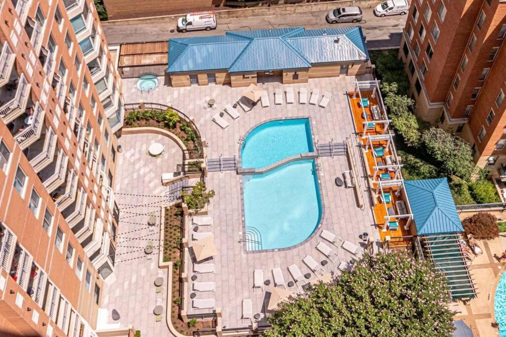 Bright Apartment Walk To Ballston Metro アーリントン エクステリア 写真