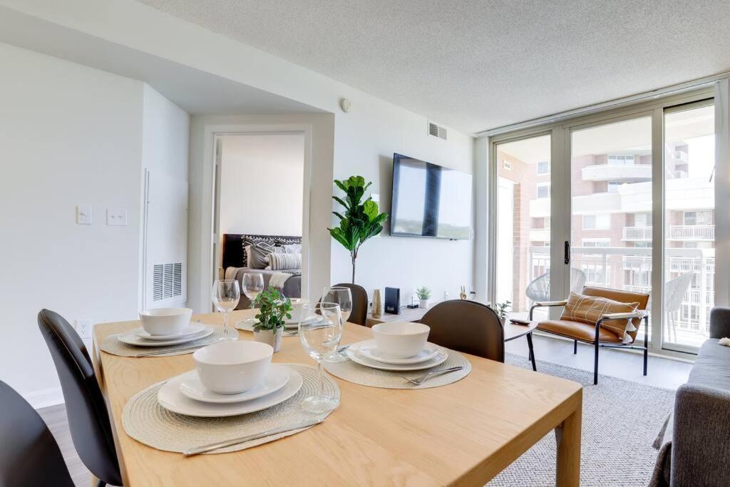 Bright Apartment Walk To Ballston Metro アーリントン エクステリア 写真